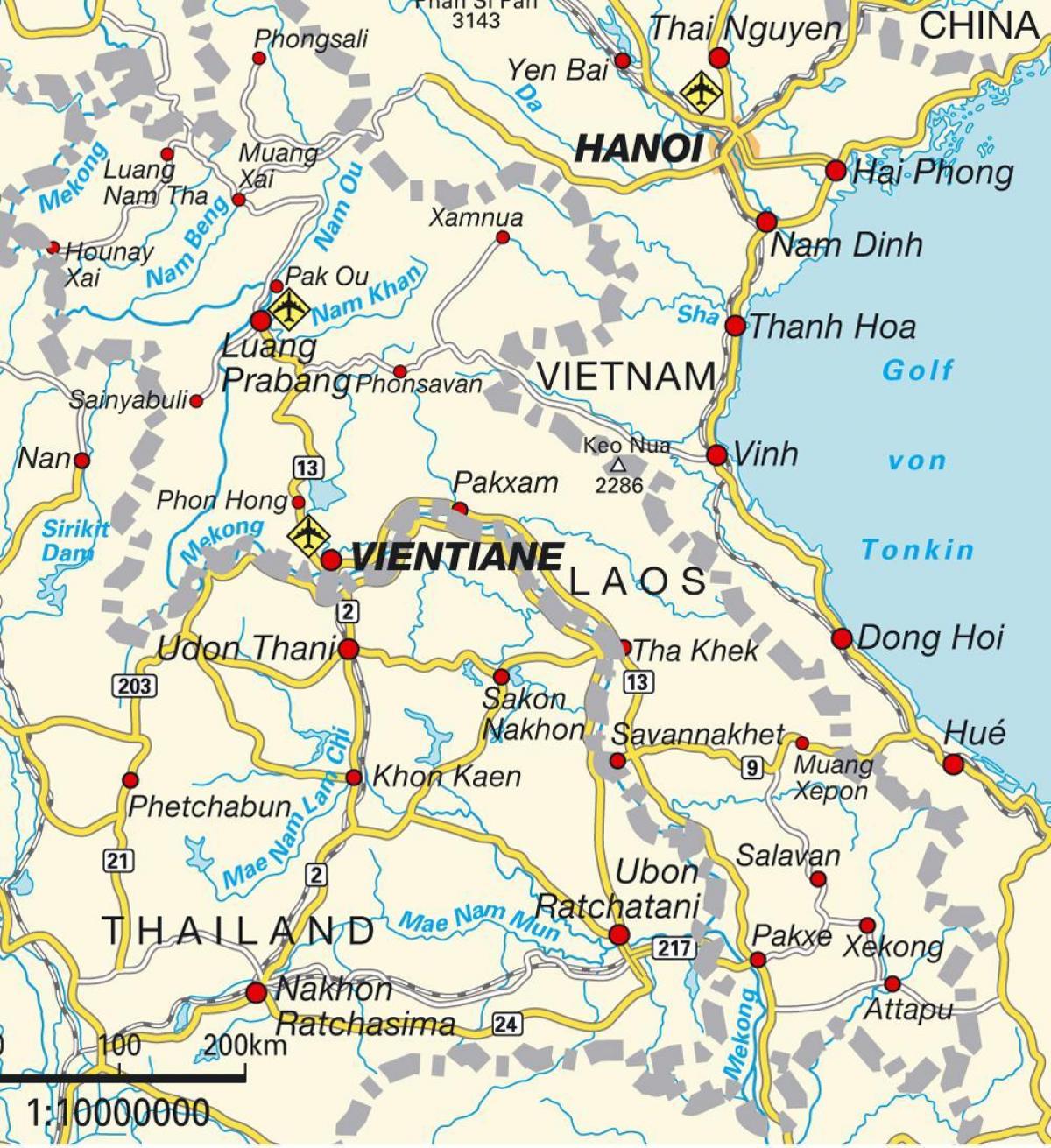 lapangan terbang di laos peta